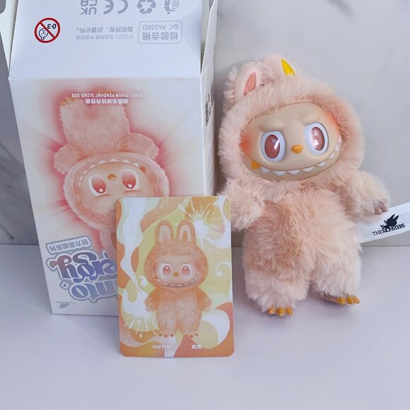 Big into Energy Labubu V3 happiness - Picture 1 of 7